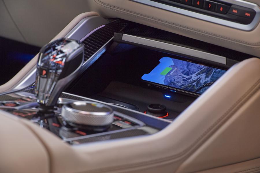 Детали интерьера BMW X6 M50i (G06) 2019 года  (WW) (фото 165 из 180)